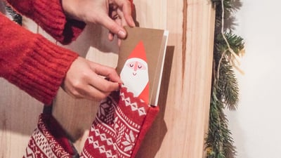 Yllätä läheisesi aineettomalla joululahjalla